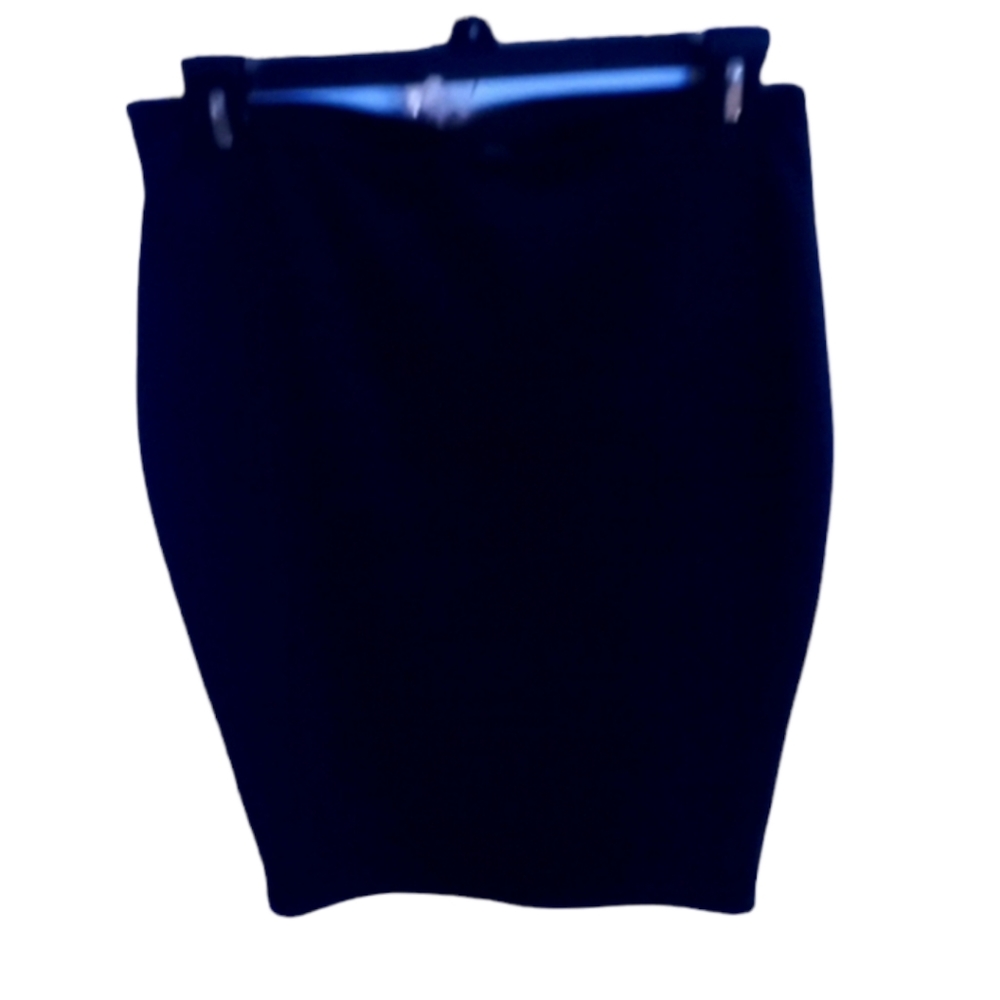 Apt 9 womans size m black stretchy pencil skirt like new